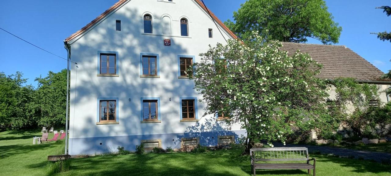 Biala Kalina Kaczawy Hotel Свежава Екстериор снимка