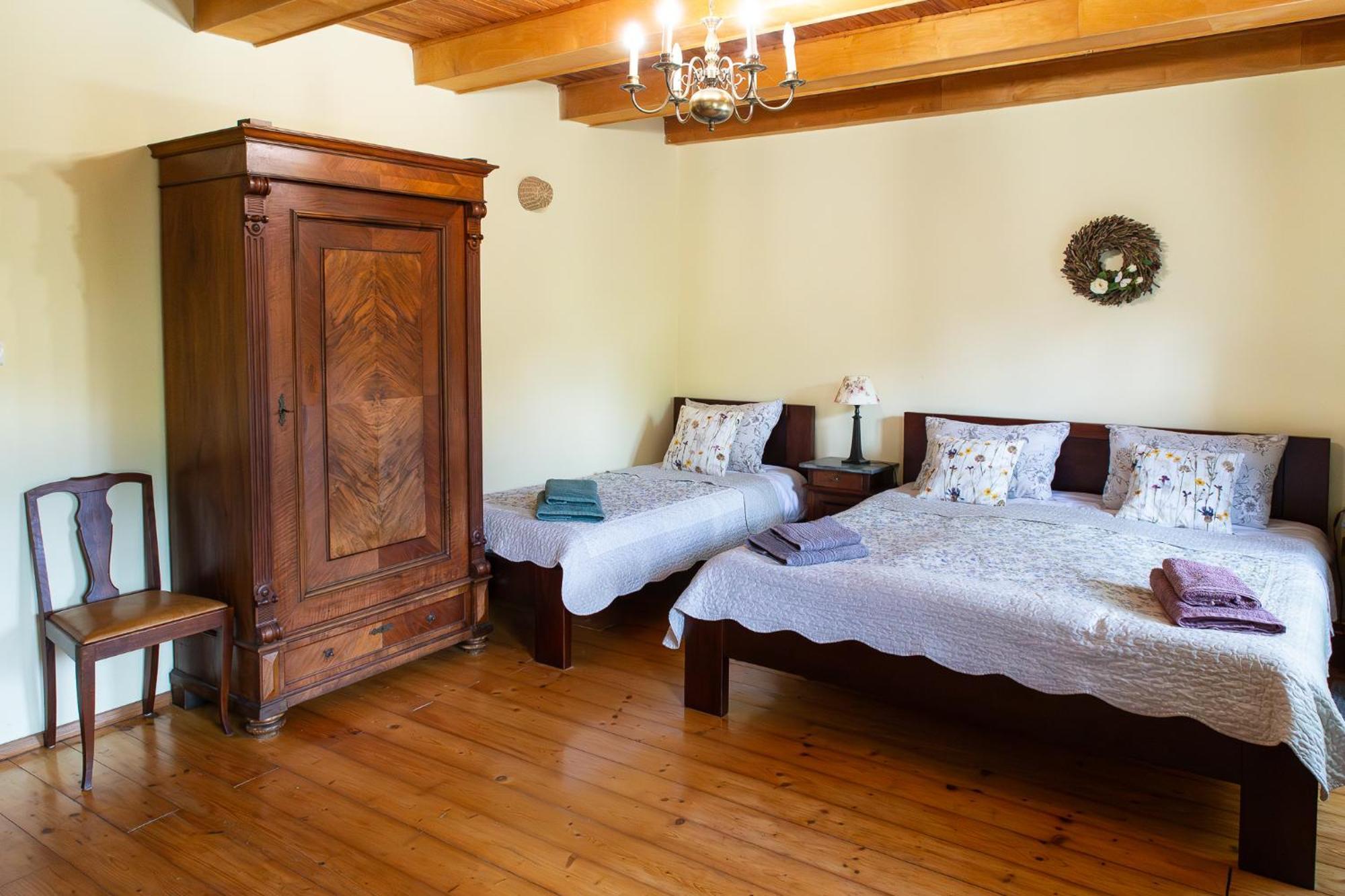 Biala Kalina Kaczawy Hotel Свежава Екстериор снимка